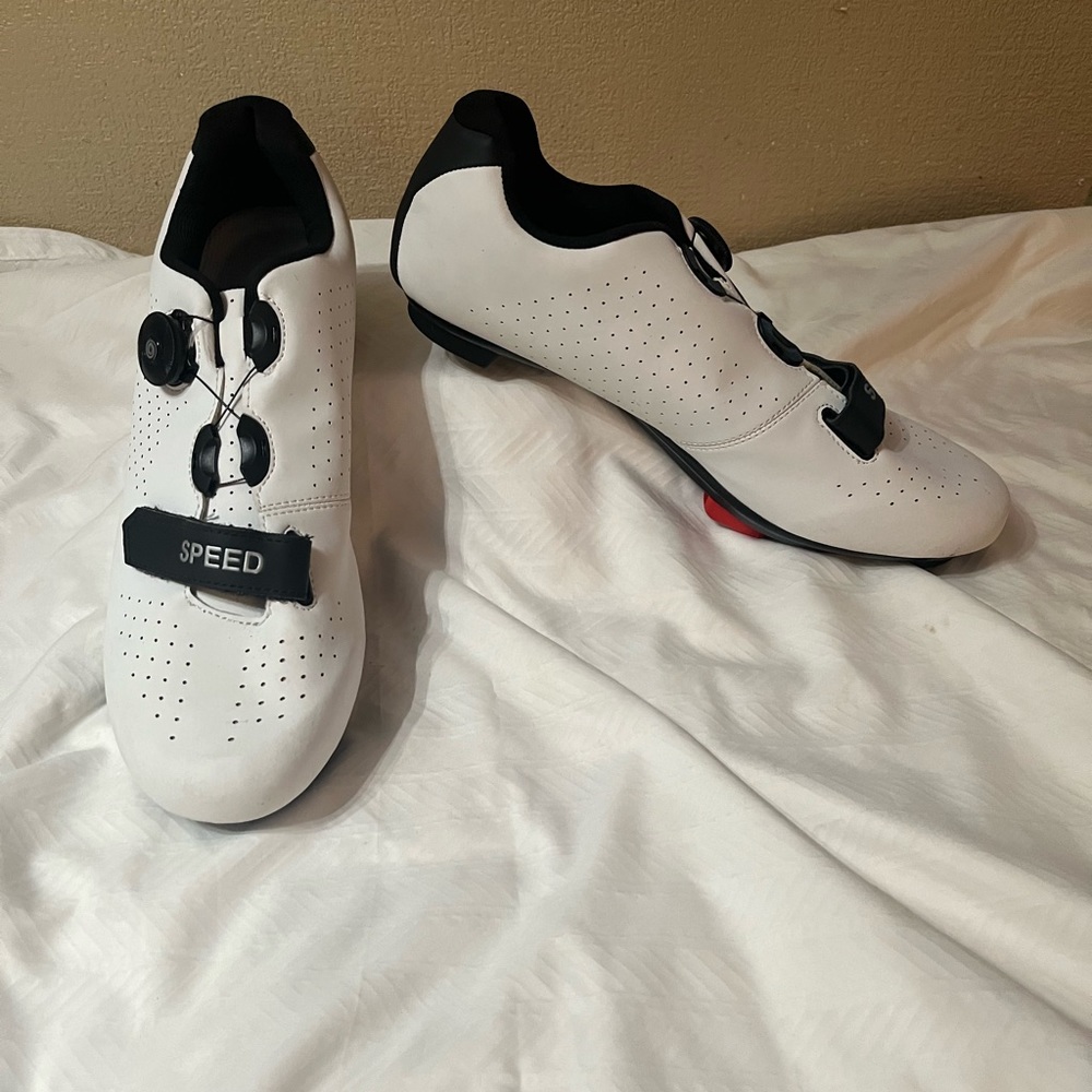 NWOB Speed Cycling Shoes
